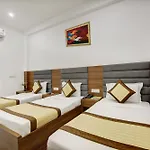 Hotel S B Inn - Near New Delhi Railway Station Paharganj