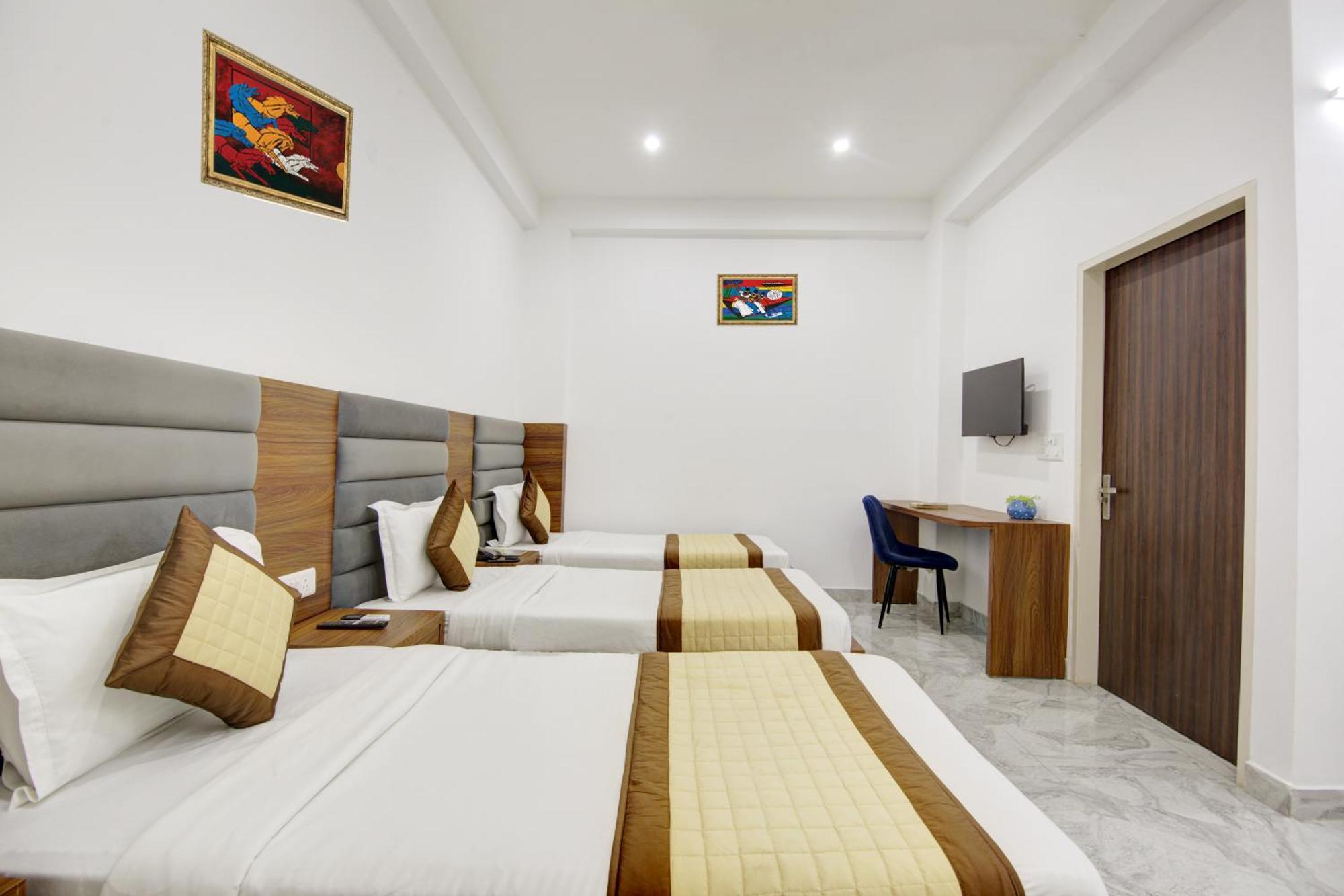S B - Near Railway Station Paharganj